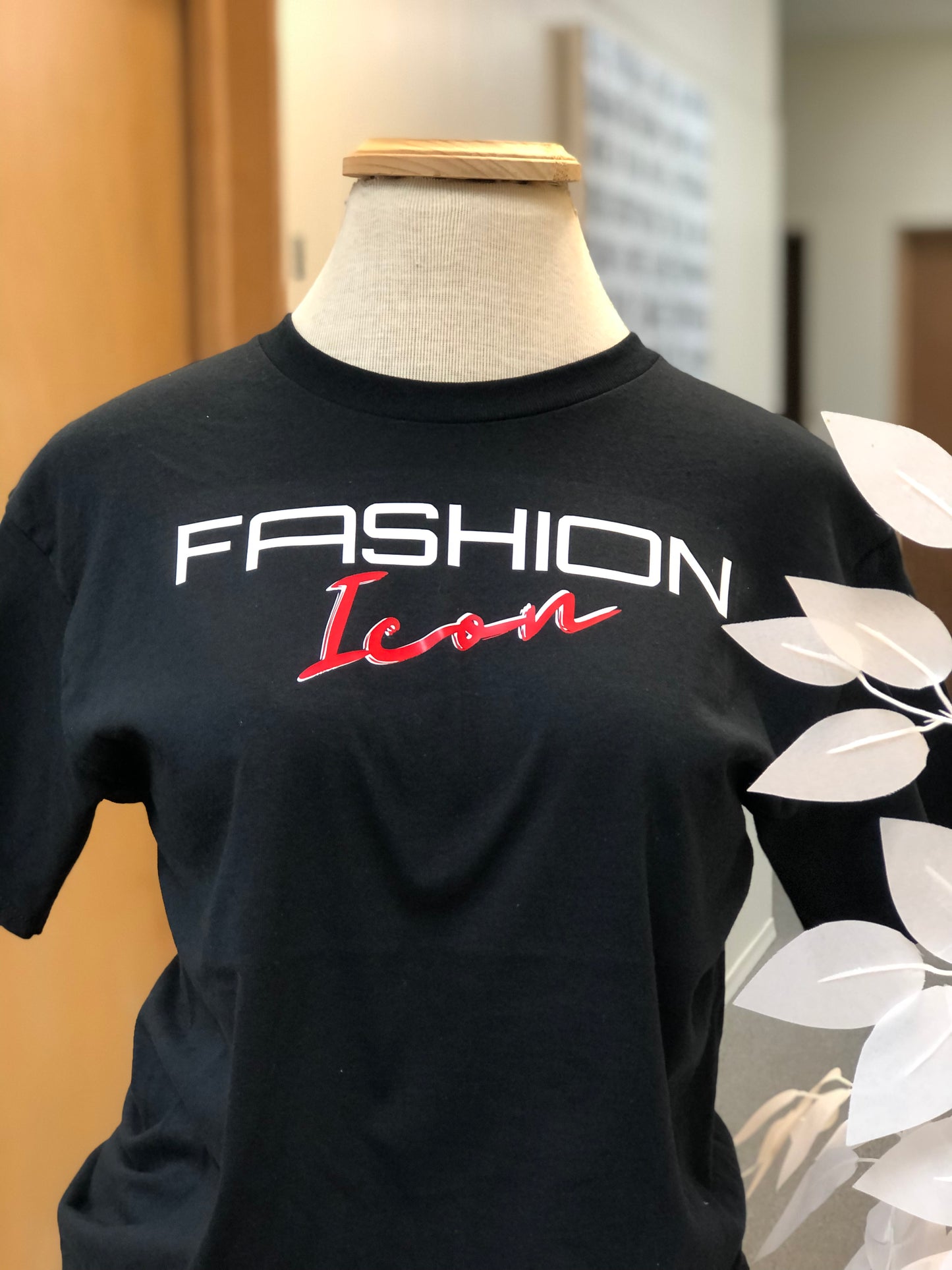FASHION ICON Tee
